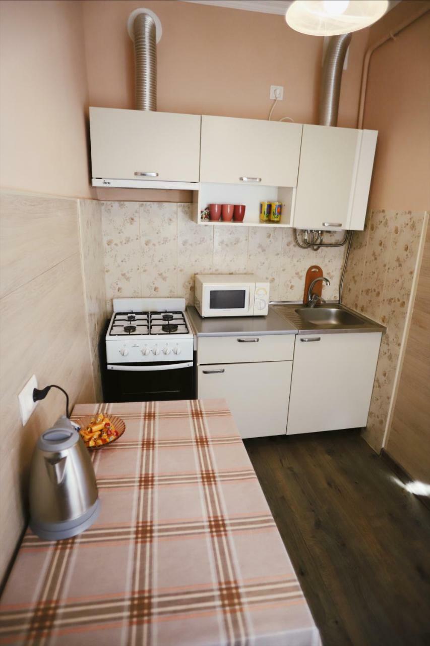 Світло Цілодобово Apartments In The City Center Lviv Exterior photo